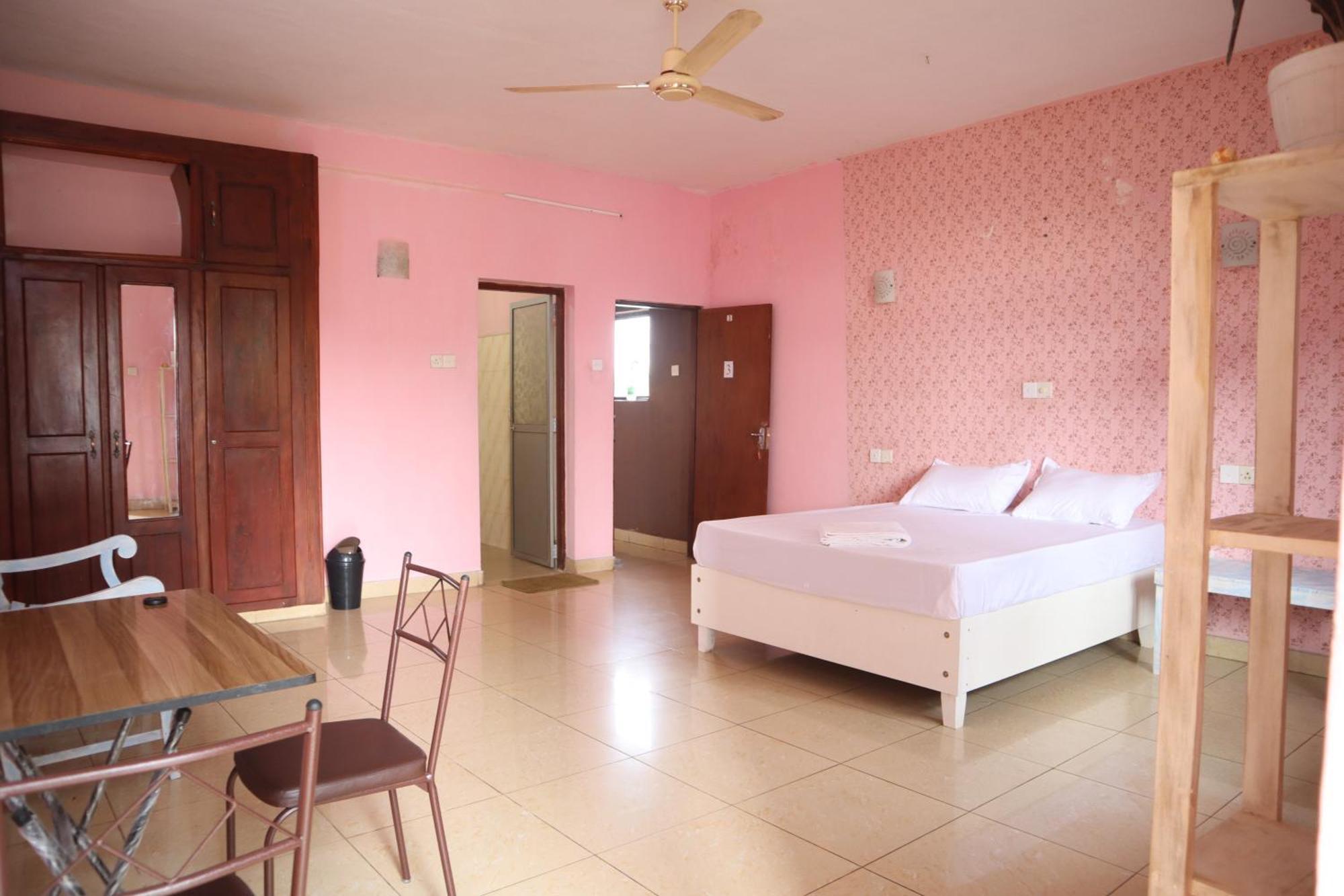 Story House Hotell Negombo Eksteriør bilde
