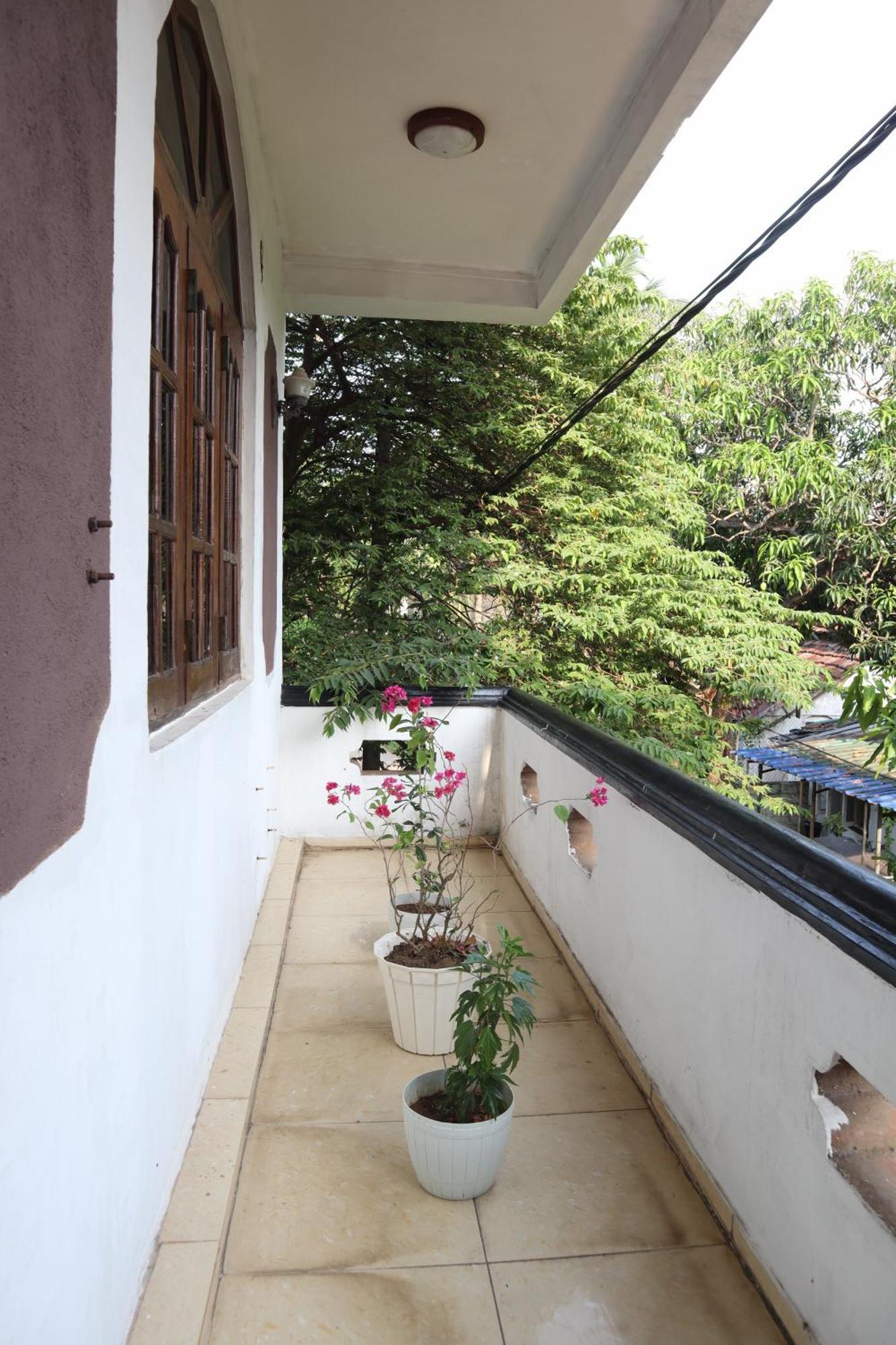 Story House Hotell Negombo Eksteriør bilde